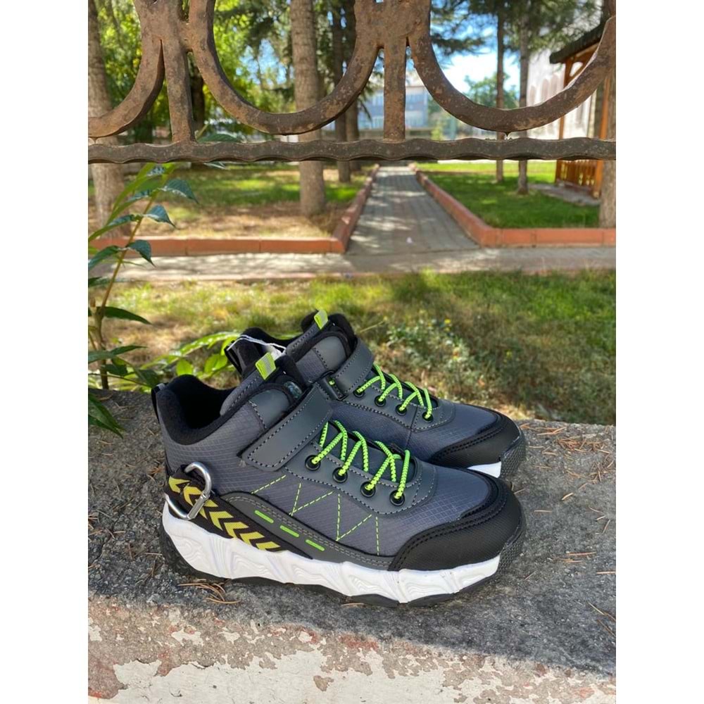 Cool 0921 Erkek Çoçuk Su Ve Soğuğa Dayanıklı Trekking Bot - Siyah Gri - 34