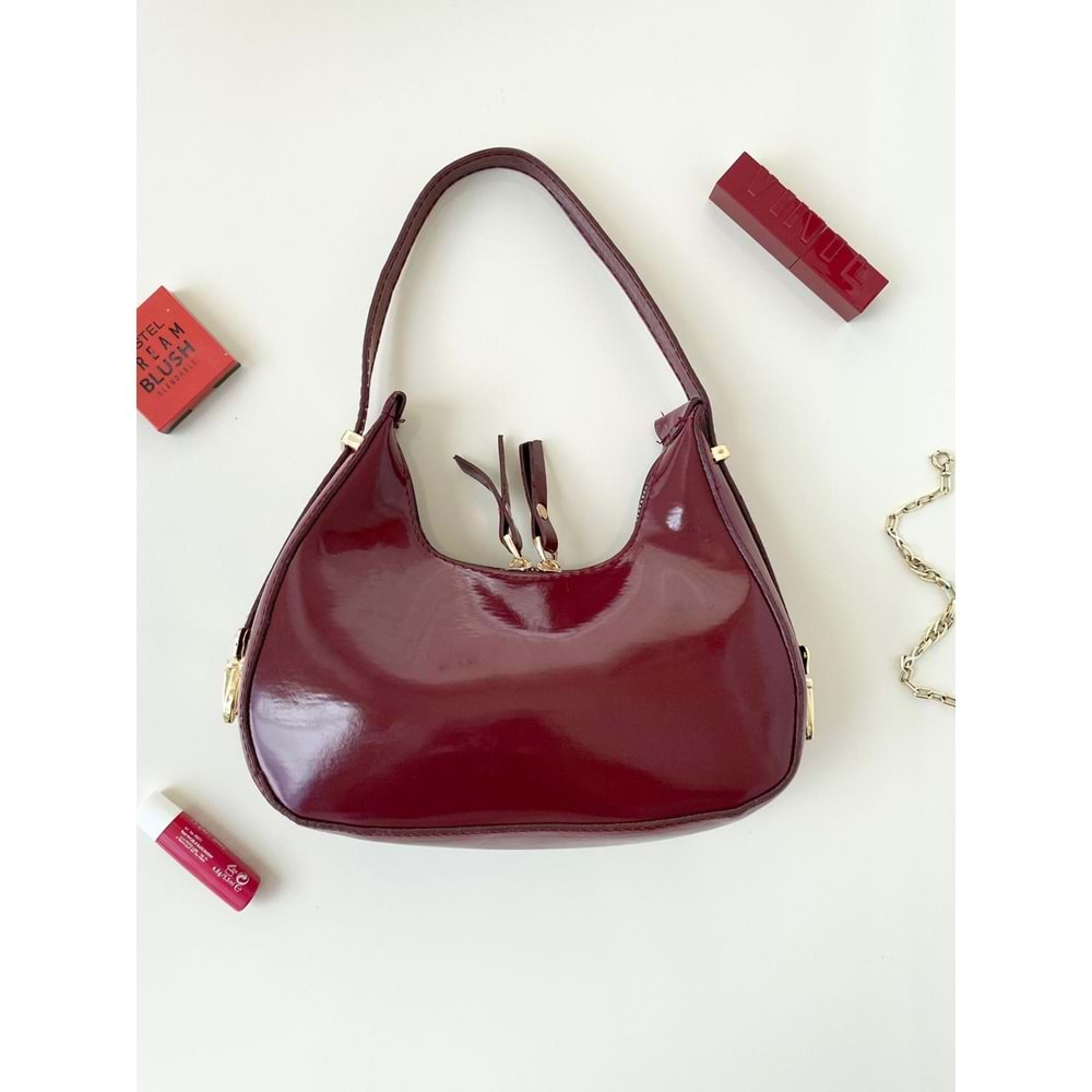 Love Of Bags 1166 Cherry Model Rugan Özel Kilit Sistemli Askı Boyu Ayarlanabilir Kadın Omuz Çantası - Bordo - TEK EBAT - BTMK01166-Bordo-TEK EBAT