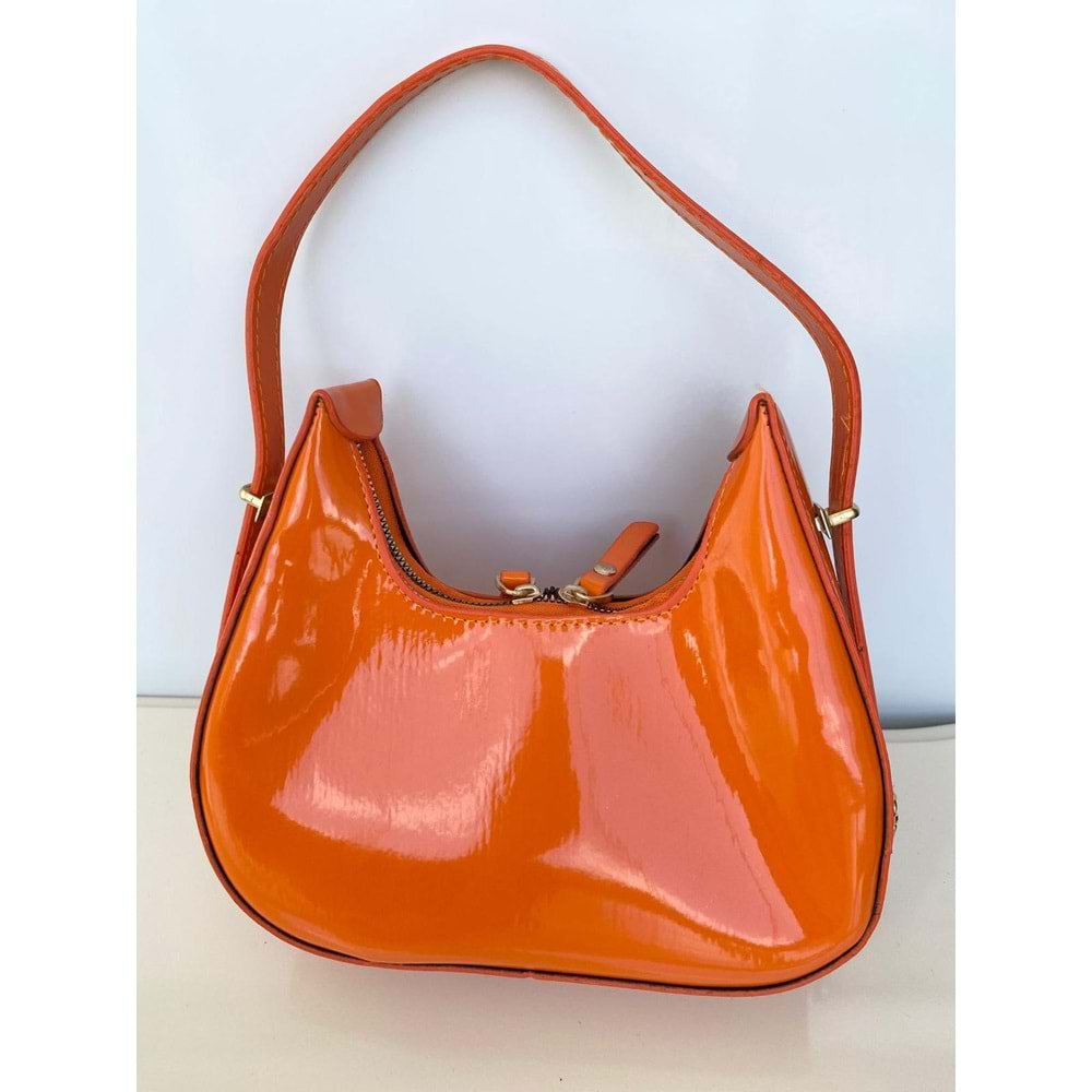 Love Of Bags 1166 Cherry Model Rugan Özel Kilit Sistemli Askı Boyu Ayarlanabilir Kadın Omuz Çantası - Turuncu - TEK EBAT - BTMK01166-Turuncu-TEK EBAT