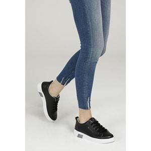 Lumberjack 0783 Bayan Sneakers Spor Ayakkabı - Siyah Beyaz - 36