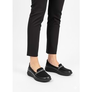 Kadın Günlük Taşlı Ortapedik Ayakkabı 1321 - Siyah - 40 - BTMK01321-Siyah-40