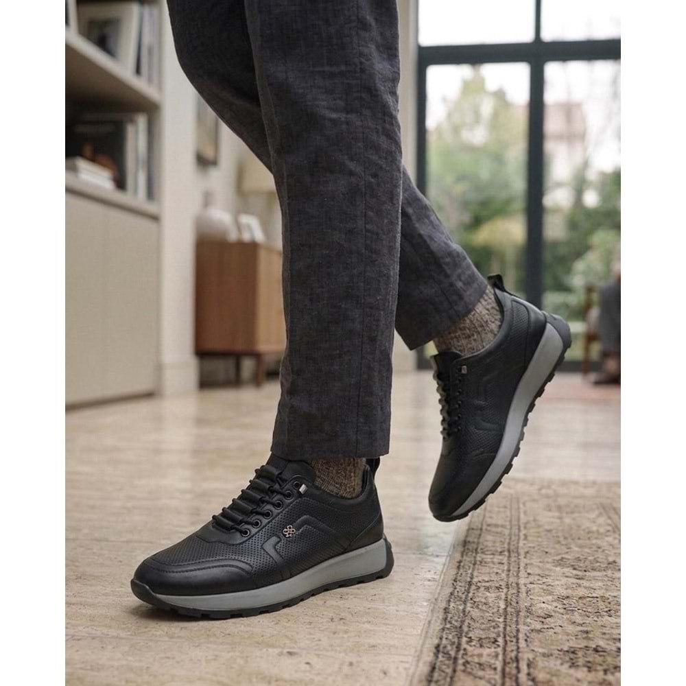 Hakiki Deri Günlük Spor Ayakkabısı - Siyah - 40 - BTMK01328-Siyah-40